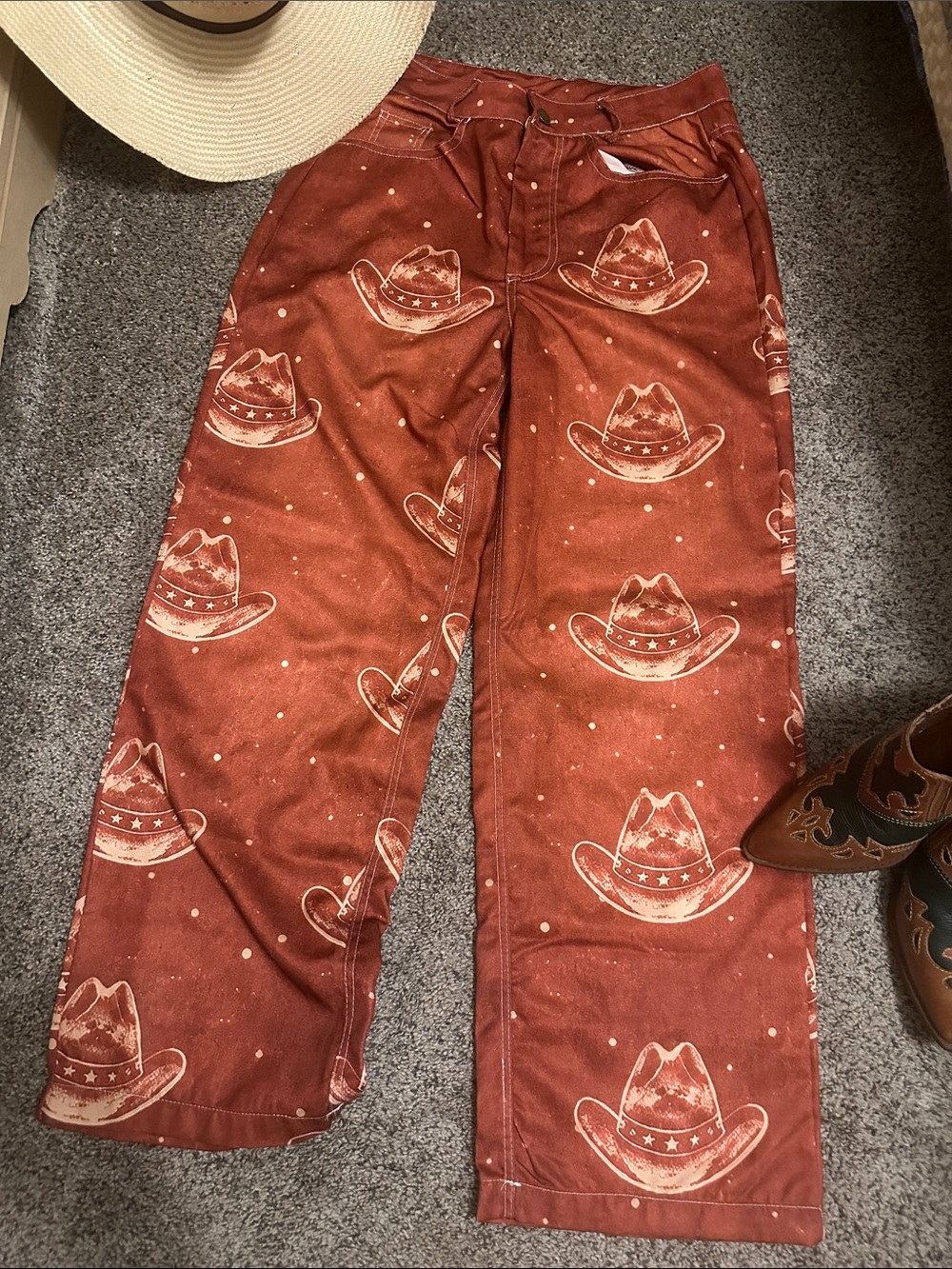 Women’s Rust Cowboy Print Pants